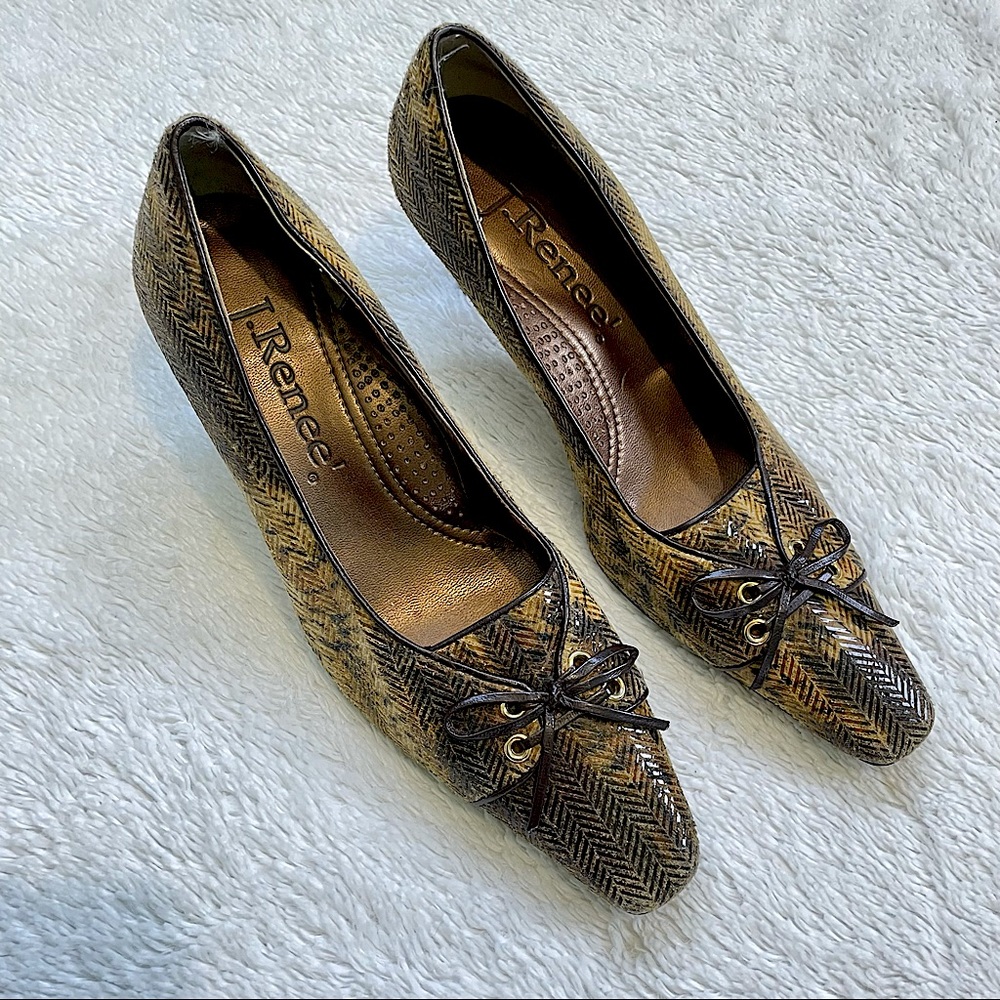 J.Renee Vintage Alice Shoes Square Toe Size 6M